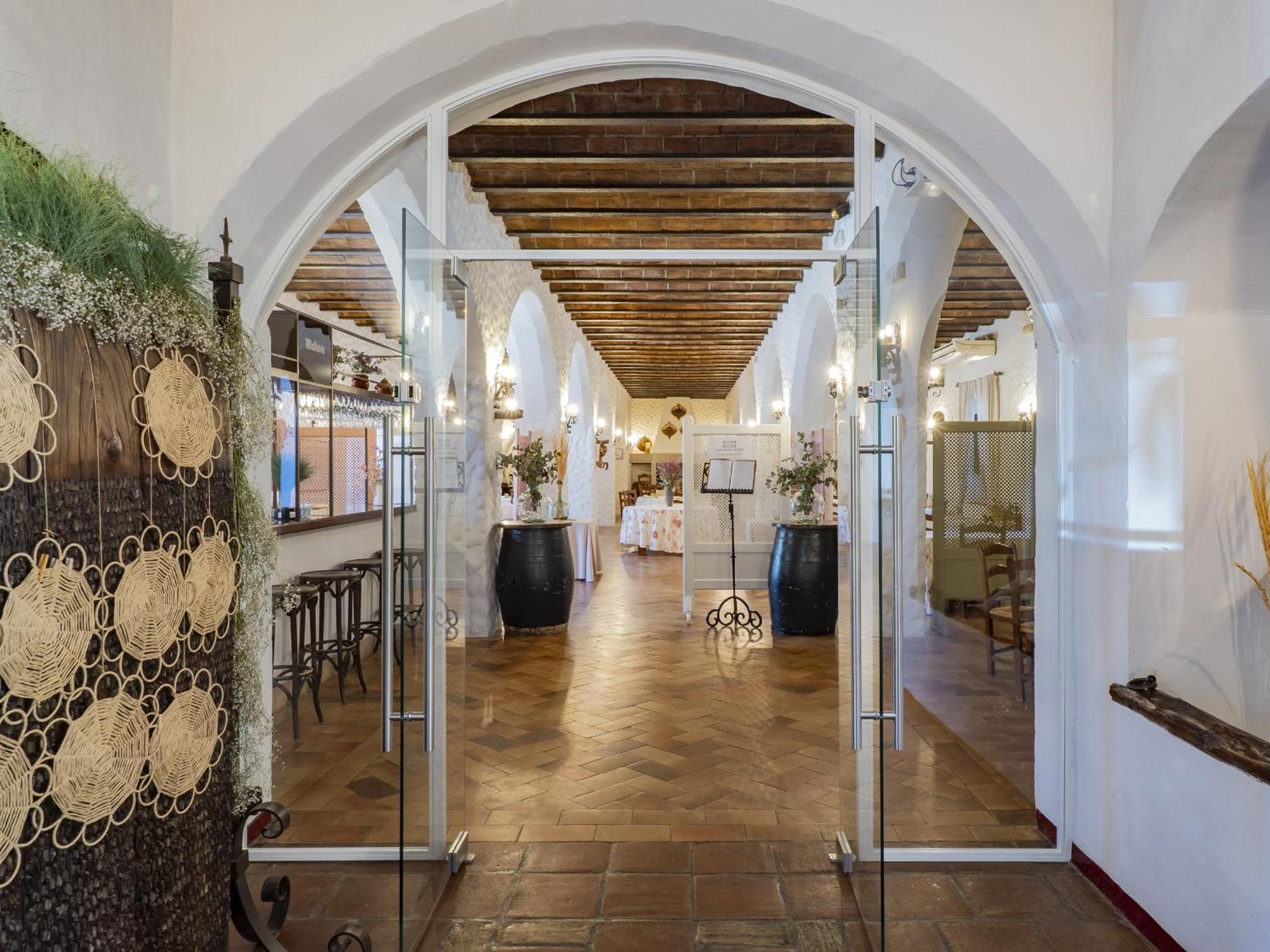 Cubo'S Hotel Cortijo San Antonio كاسارابونيلا المظهر الخارجي الصورة