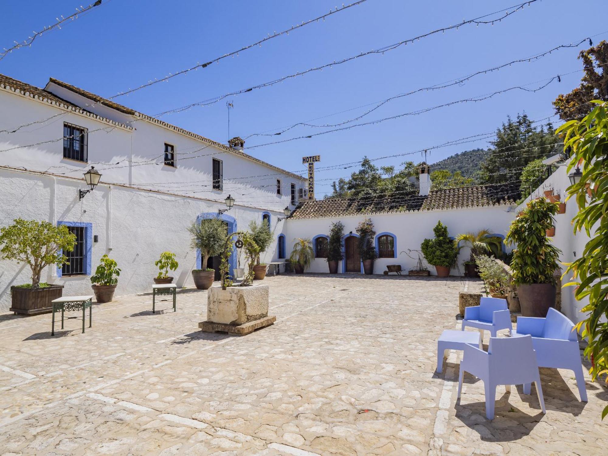 Cubo'S Hotel Cortijo San Antonio كاسارابونيلا المظهر الخارجي الصورة