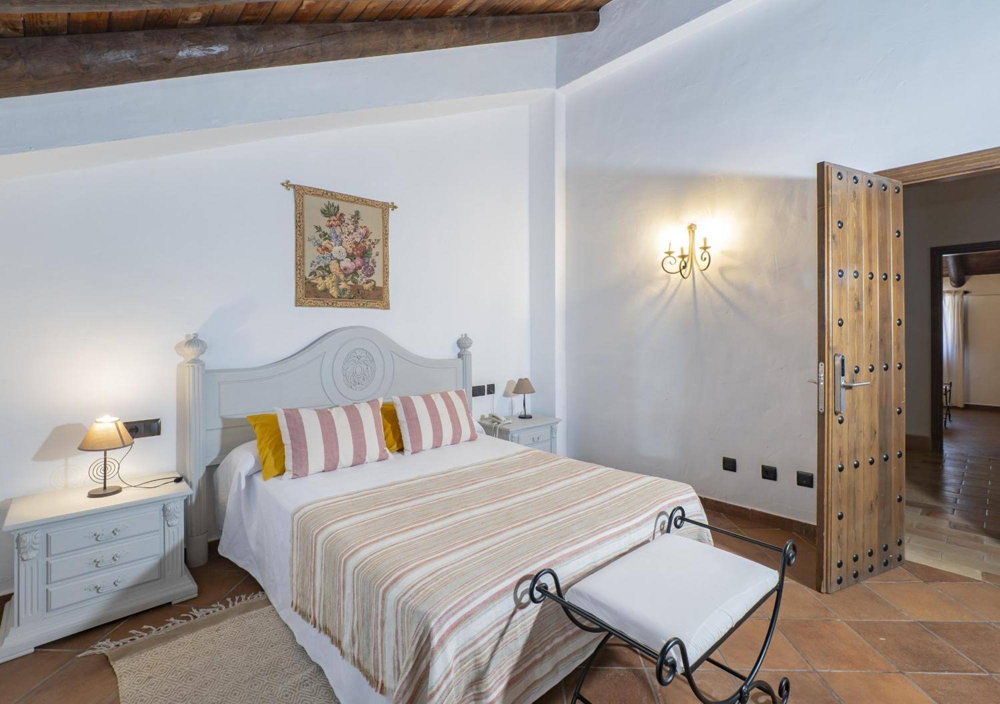 Cubo'S Hotel Cortijo San Antonio كاسارابونيلا المظهر الخارجي الصورة